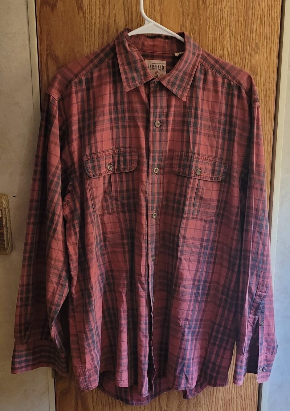 RedHead Mens Medium Red Plaid Flannel Shirt Cotton Cabincore Outdoor Workwear